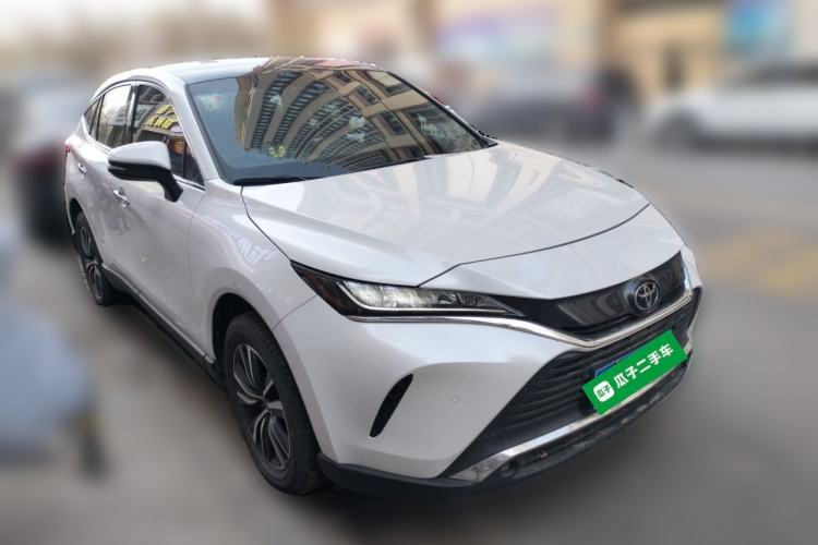 Used Toyota Harrier 2023 2.0L CVT Two-Wheel Drive Luxury Edition Front Right 45 Deg