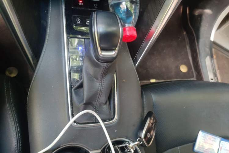 Used Toyota Harrier 2023 2.0L CVT Two-Wheel Drive Deluxe Edition Gear Lever