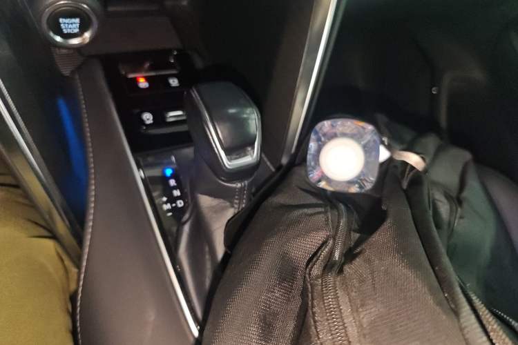 Used Toyota Harrier 2023 2.0L CVT Two-Wheel Drive Deluxe Edition Gear Lever