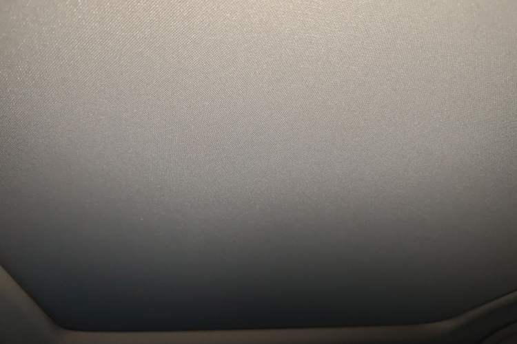 Used Toyota Harrier 2023 2.0L CVT Two-Wheel Drive Deluxe Edition Headliner