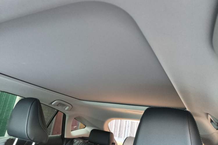 Used Toyota Harrier 2023 2.0L CVT Two-Wheel Drive Deluxe Edition Headliner
