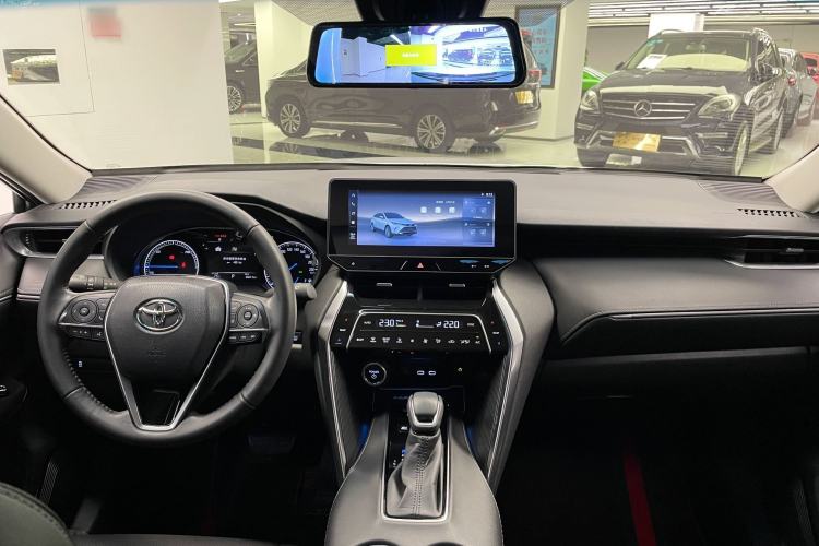 Used Toyota Harrier 2023 Dual-Motor 2.5L CVT 4x4 Luxury Edition Interior 10