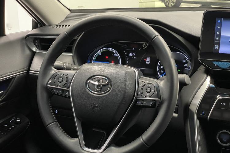 Used Toyota Harrier 2023 Dual-Motor 2.5L CVT 4x4 Luxury Edition Interior 9
