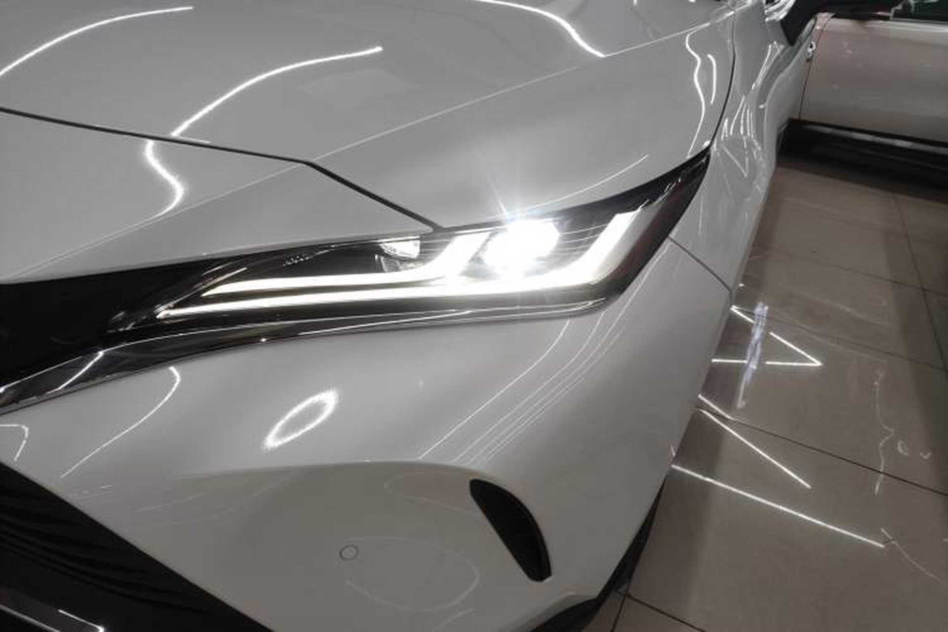 Used Toyota Harrier 2023 2.0L CVT Two-Wheel Drive Deluxe Edition Left Front Headlight