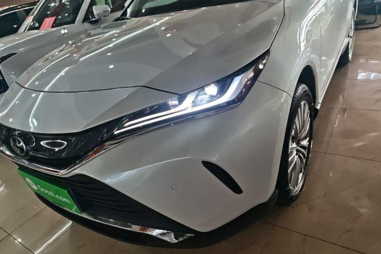 Used Toyota Harrier 2023 2.0L CVT Two-Wheel Drive Deluxe Edition Left Front Headlight