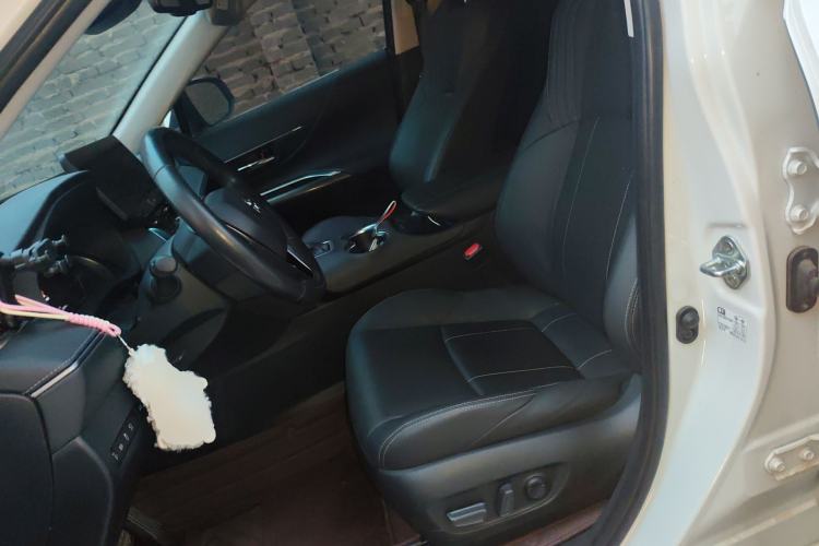 Used Toyota Harrier 2023 2.0L CVT Two-Wheel Drive Deluxe Edition Left Front Seat