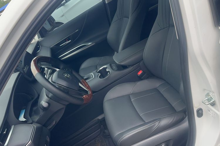 Used Toyota Harrier 2023 Dual-Motor 2.5L CVT 4x4 Deluxe Edition Left Front Seat