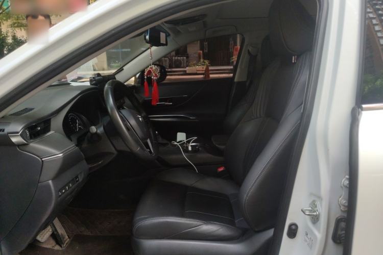 Used Toyota Harrier 2023 2.0L CVT Two-Wheel Drive Deluxe Edition Left Front Seat