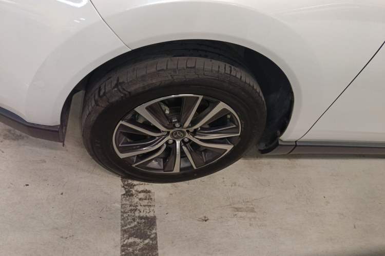 Used Toyota Harrier 2023 2.0L CVT Two-Wheel Drive Entry Version Left Front Wheel Hub