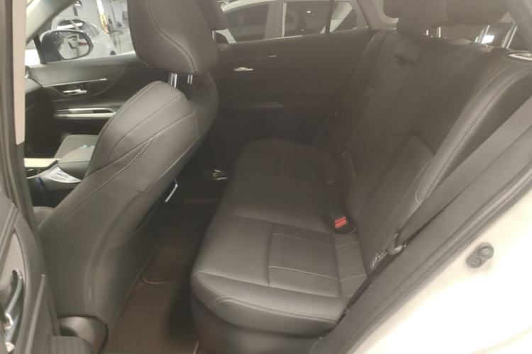 Used Toyota Harrier 2023 Dual-Motor 2.5L CVT 4x4 Luxury Edition Left Rear Seat