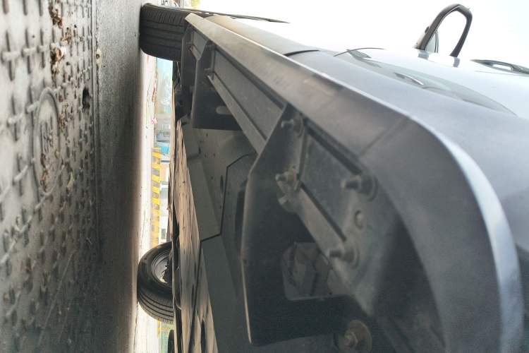 Used Toyota Harrier 2023 2.0L CVT Two-Wheel Drive Deluxe Edition Left Side Sill
