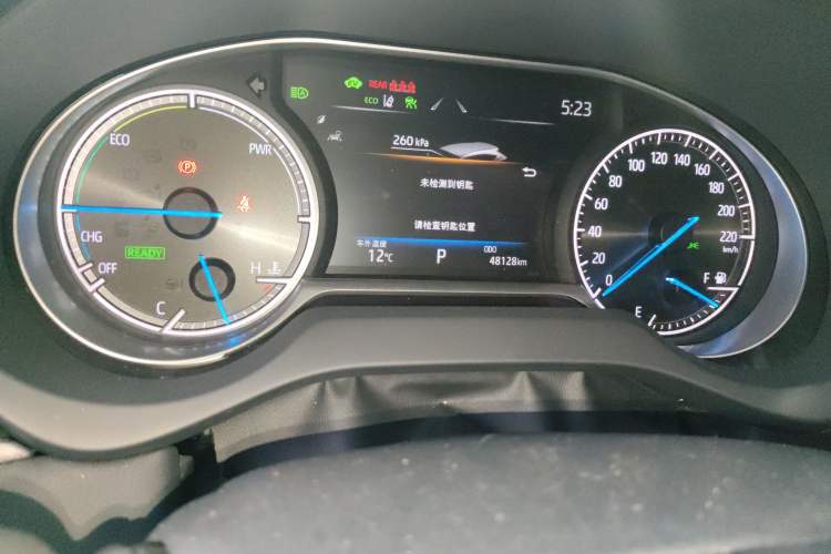 Used Toyota Harrier 2023 Dual-Engine 2.5L CVT Two-Wheel Drive Luxury Edition Odometer Close Up