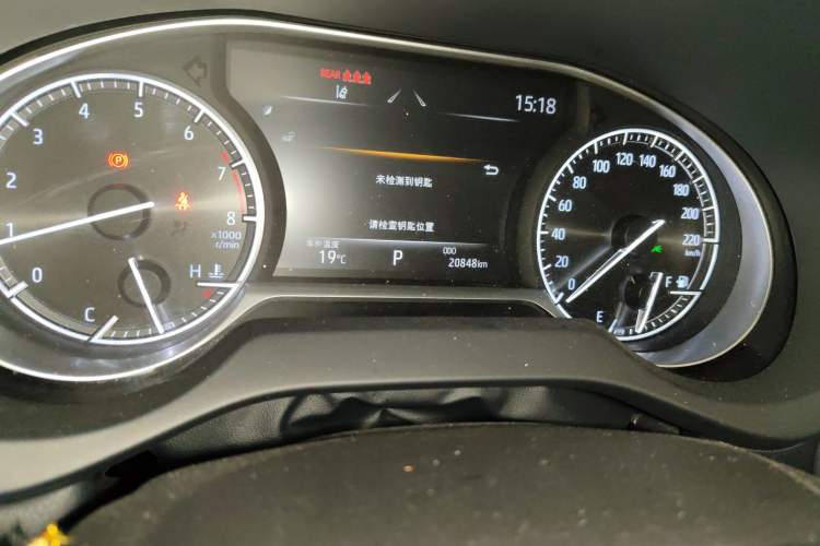 Used Toyota Harrier 2023 2.0L CVT Two-Wheel Drive Entry Version Odometer Close Up