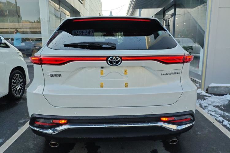 Used Toyota Harrier 2023 2.0L CVT Two-Wheel Drive Deluxe Edition Rear