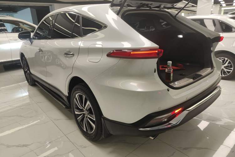 Used Toyota Harrier 2023 Dual-Motor 2.5L CVT 4x4 Luxury Edition Rear Left 45 Deg