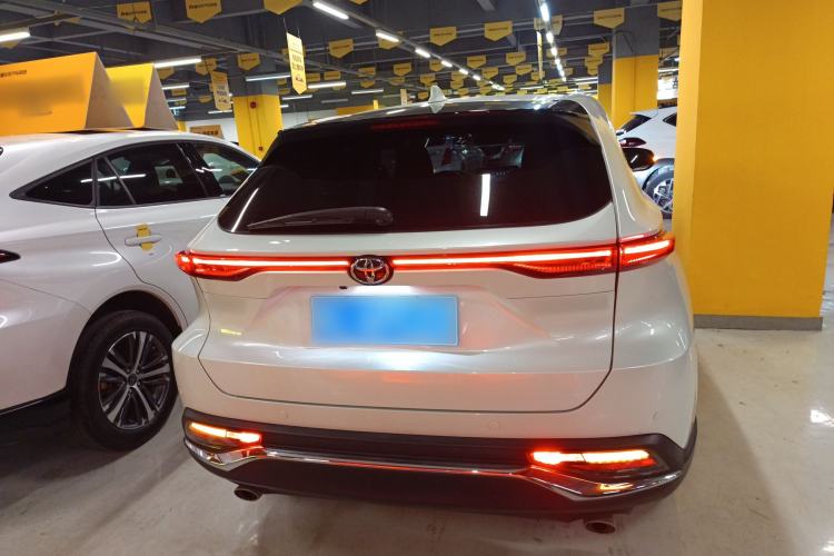 Used Toyota Harrier 2023 2.0L CVT Two-Wheel Drive Entry Version Rear