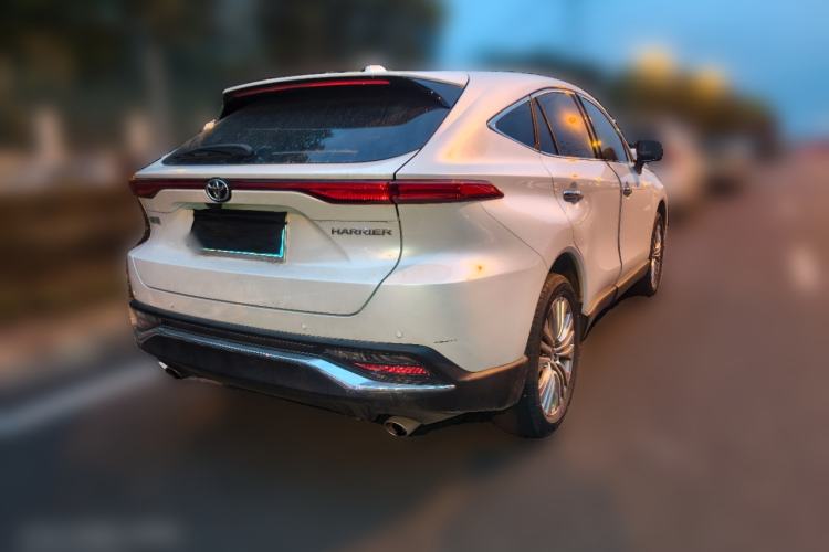 Used Toyota Harrier 2023 2.0L CVT Two-Wheel Drive Deluxe Edition Rear Right 45 Deg