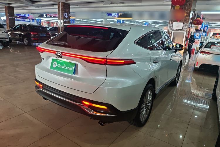 Used Toyota Harrier 2023 2.0L CVT Two-Wheel Drive Deluxe Edition Rear Right 45 Deg