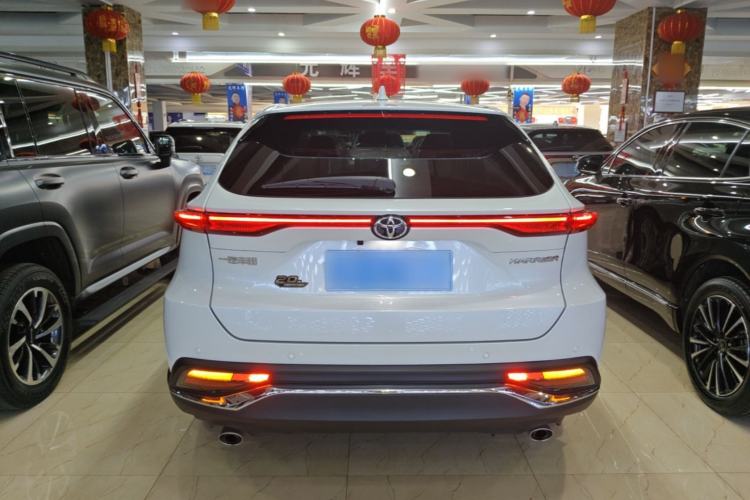 Used Toyota Harrier 2023 2.0L CVT Two-Wheel Drive 20th Anniversary Platinum Edition Rear