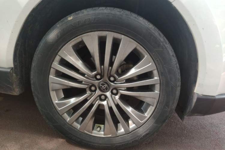 Used Toyota Harrier 2023 2.0L CVT Two-Wheel Drive Deluxe Edition Right Front Wheel Hub