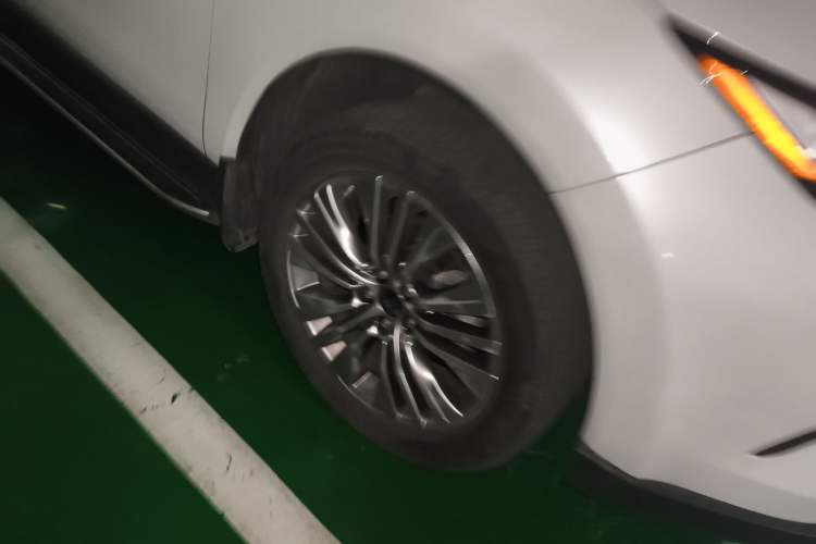 Used Toyota Harrier 2023 2.0L CVT Two-Wheel Drive Deluxe Edition Right Front Wheel Hub