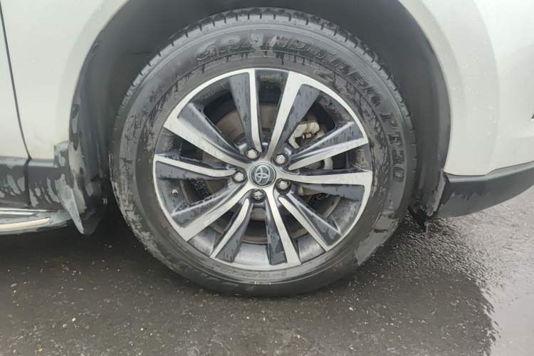Used Toyota Harrier 2023 Dual-Motor 2.5L CVT 4x4 Luxury Edition Right Front Wheel Hub