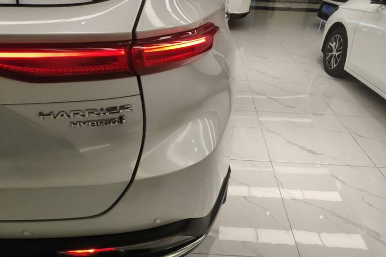 Used Toyota Harrier 2023 Dual-Motor 2.5L CVT 4x4 Luxury Edition Right Rear Taillight