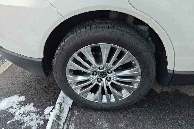 Used Toyota Harrier 2023 2.0L CVT Two-Wheel Drive Deluxe Edition Right Rear Wheel Hub