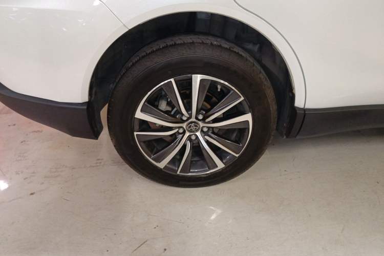 Used Toyota Harrier 2023 2.0L CVT Two-Wheel Drive Entry Version Right Rear Wheel Hub