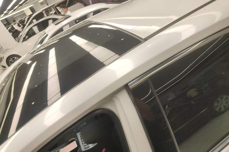 Used Toyota Harrier 2023 Dual-Motor 2.5L CVT 4x4 Luxury Edition Roof