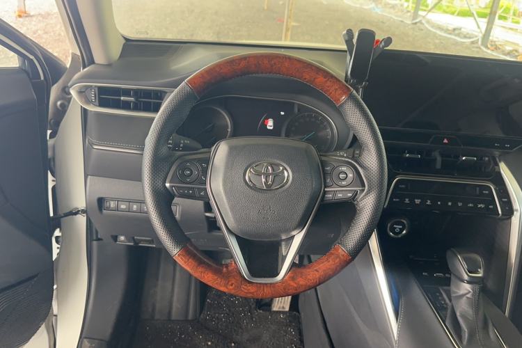 Used Toyota Harrier 2023 Dual-Motor 2.5L CVT 4x4 Deluxe Edition Steering Wheel