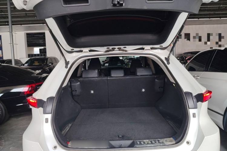 Used Toyota Harrier 2023 2.0L CVT Two-Wheel Drive Deluxe Edition Trunk