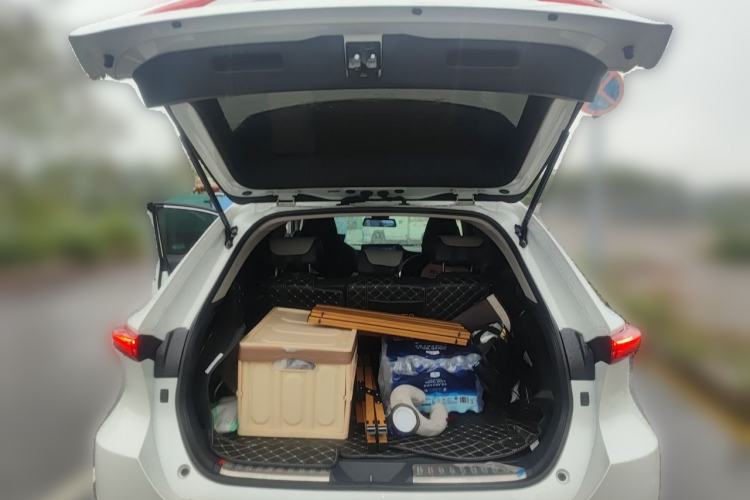Used Toyota Harrier 2023 Dual-Motor 2.5L CVT 4x4 Luxury Edition Trunk