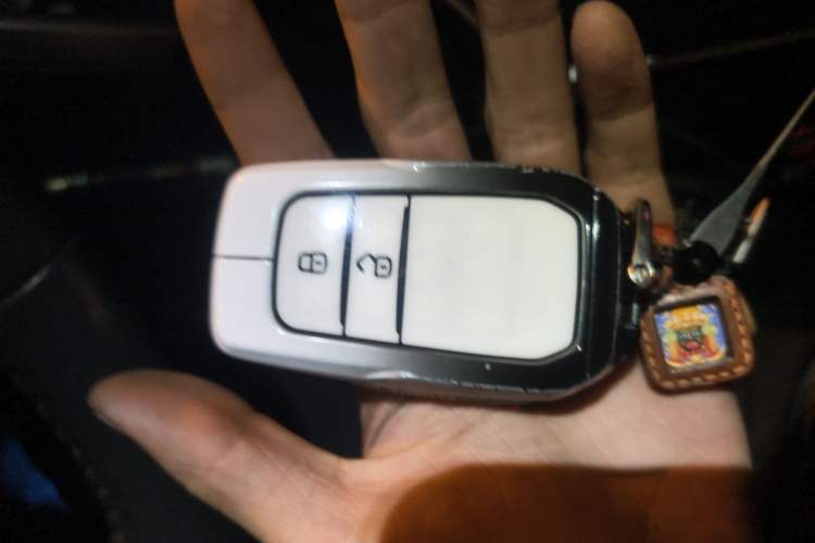 Used Toyota Harrier 2023 2.0L CVT Two-Wheel Drive Deluxe Edition Vehicle Key