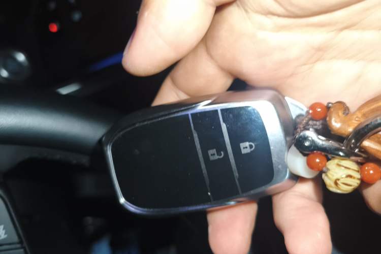 Used Toyota Harrier 2023 2.0L CVT Two-Wheel Drive Deluxe Edition Vehicle Key