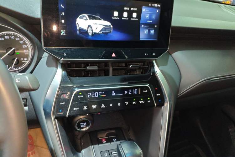 Used Toyota Harrier 2024 2.0L CVT Two-Wheel Drive Entry Version Audio And AC Panel