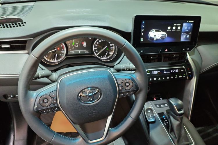 Used Toyota Harrier 2024 2.0L CVT Two-Wheel Drive Entry Version Center Console