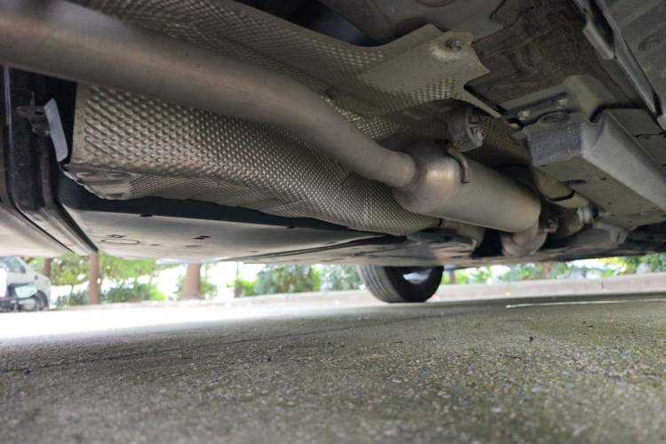 Used Toyota Harrier 2024 Dual-Engine 2.5L CVT Two-Wheel Drive Luxury Edition Chassis Rear Right