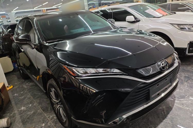 Used Toyota Harrier 2024 2.0L CVT Two-Wheel Drive Entry Version Front Right 45 Deg