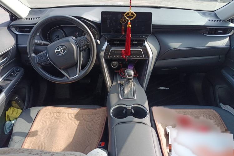 Used Toyota Harrier 2024 2.0L CVT Two-Wheel Drive Entry Version Interior 2