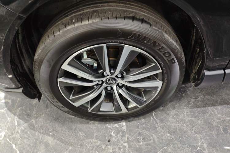 Used Toyota Harrier 2024 2.0L CVT Two-Wheel Drive Entry Version Left Front Wheel Hub