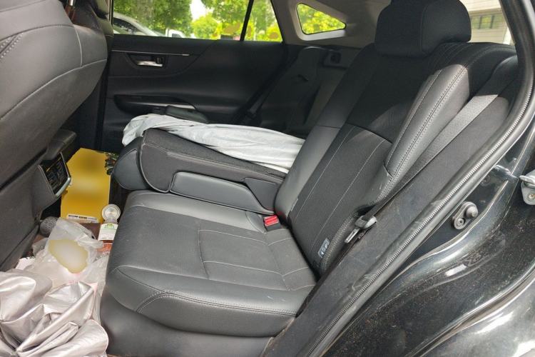 Used Toyota Harrier 2024 Dual-Engine 2.5L CVT Two-Wheel Drive Luxury Edition Left Rear Seat