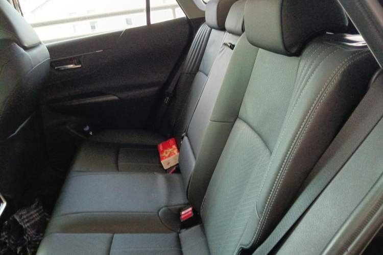 Used Toyota Harrier 2024 Dual-Engine 2.5L CVT Two-Wheel Drive Luxury Edition Left Rear Seat
