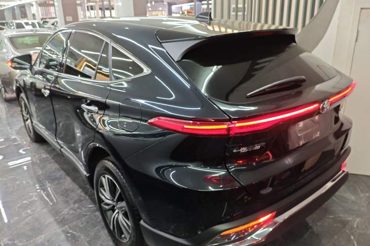 Used Toyota Harrier 2024 2.0L CVT Two-Wheel Drive Entry Version Rear Left 45 Deg