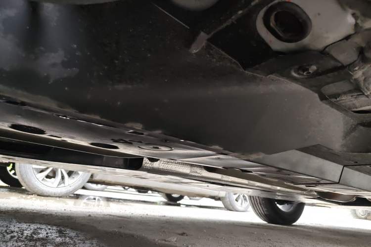 Used Toyota Harrier 2024 2.0L CVT Two-Wheel Drive Luxury Edition Chassis Rear Right