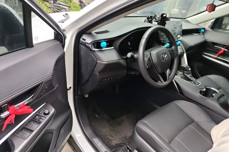 Used Toyota Harrier 2024 2.0L CVT Two-Wheel Drive Luxury Edition Driver Seat