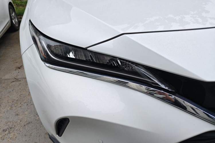 Used Toyota Harrier 2024 2.0L CVT Two-Wheel Drive Luxury Edition Right Front Headlight
