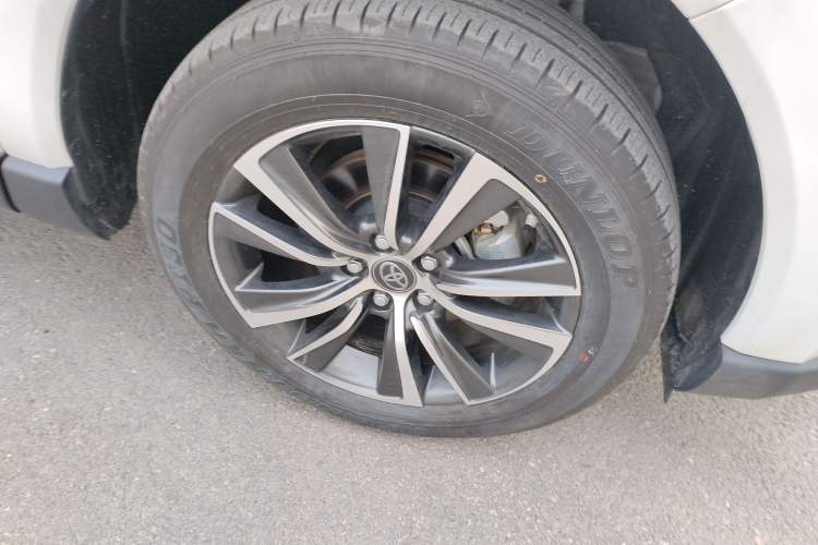 Used Toyota Harrier 2024 2.0L CVT Two-Wheel Drive Entry Version Right Front Wheel Hub