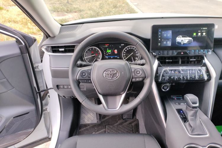Used Toyota Harrier 2024 2.0L CVT Two-Wheel Drive Entry Version Steering Wheel