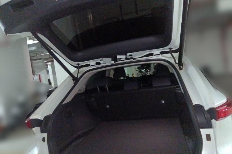 Used Toyota Harrier 2024 Dual-Engine 2.5L CVT Two-Wheel Drive Luxury Edition Trunk